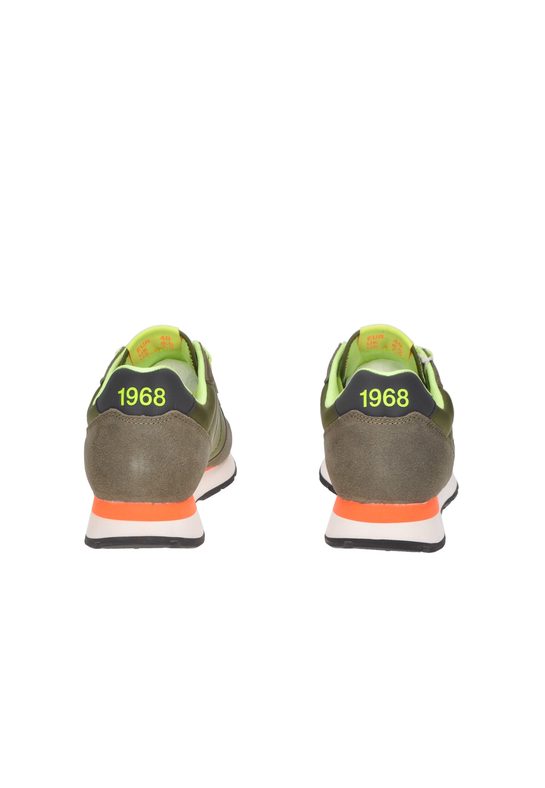 Back view of SUN68 sneaker Tom Fluo with stylish green and orange design, featuring 1968 branding.