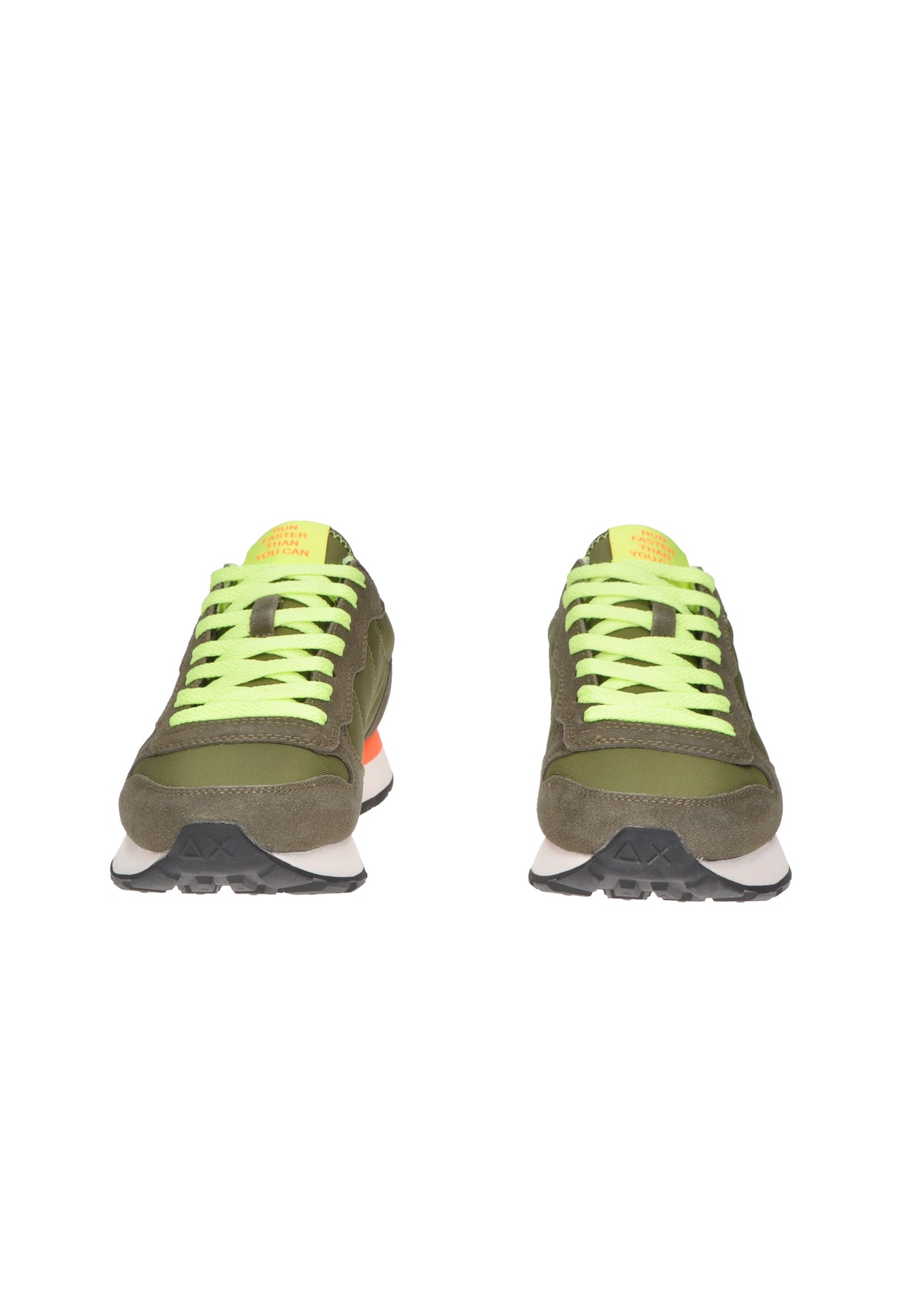 Z35102 sneaker SUN68 in green suede with bright yellow laces and rubber sole for comfort and style.