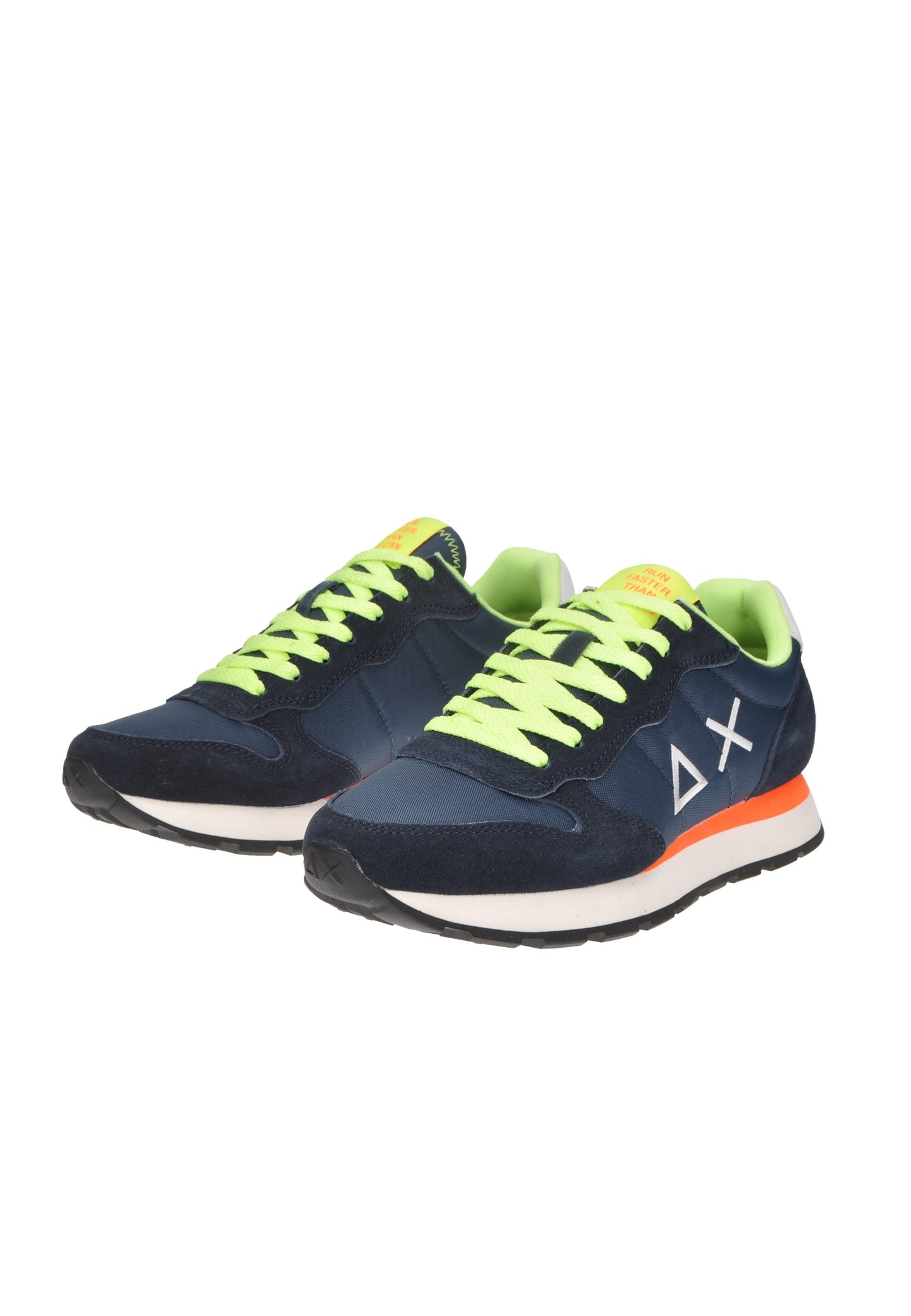 Z35102 sneaker SUN68 in navy blue with neon laces and orange accents, stylish and comfy for every occasion.